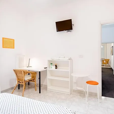 Spacious And Bright Private Balcony Fo Family Apartment
