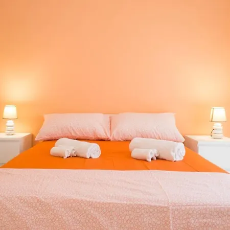 Spacious And Bright Private Balcony Fo Family Apartment Bari
