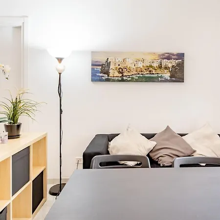Spacious And Bright Private Balcony Fo Family *