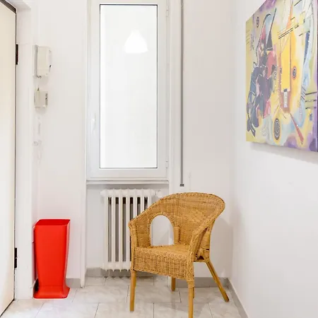 Spacious And Bright Private Balcony Fo Family *